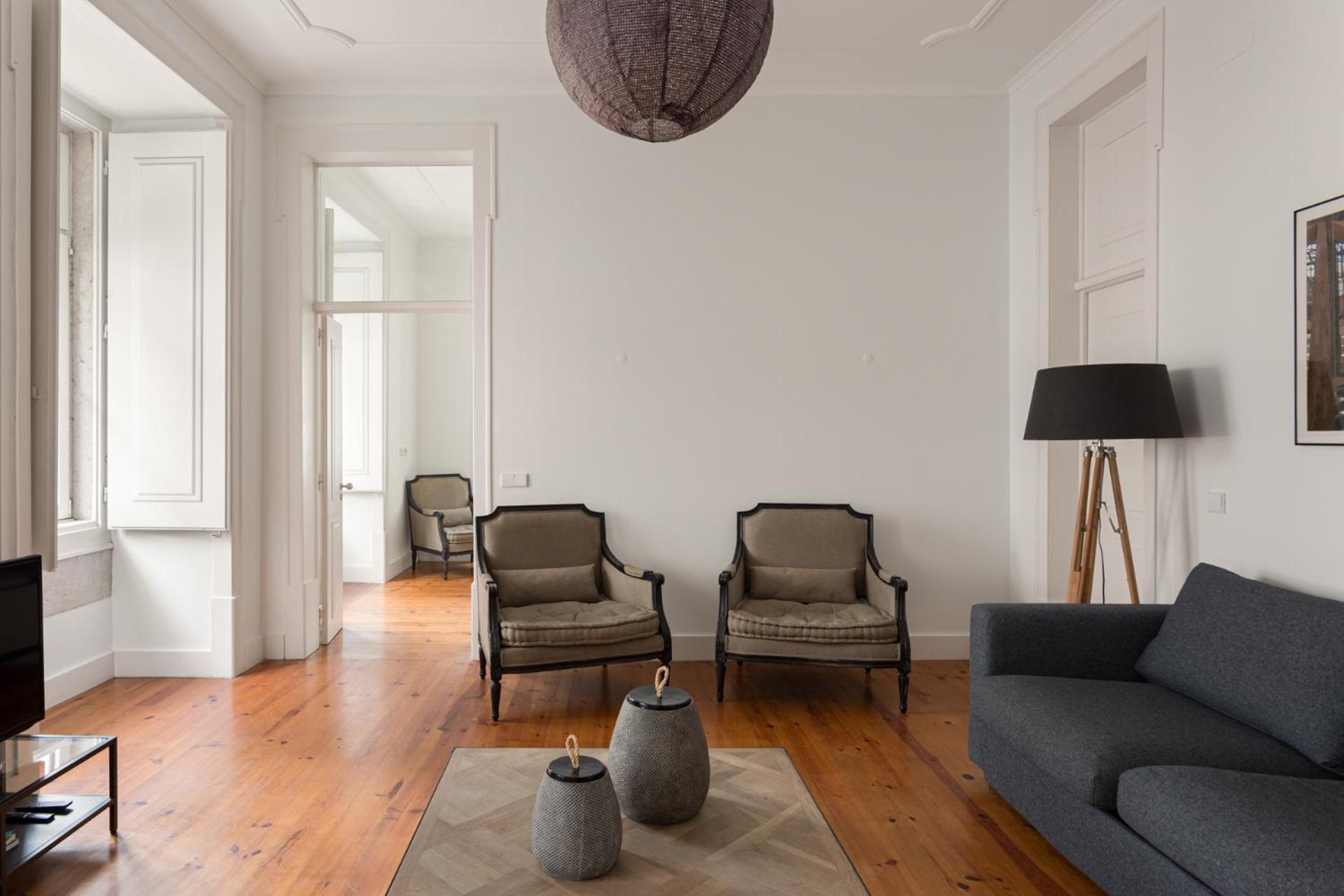 Chic 1-bedroom In Cais Do Sodre - Modern And Apartment Lisbon
